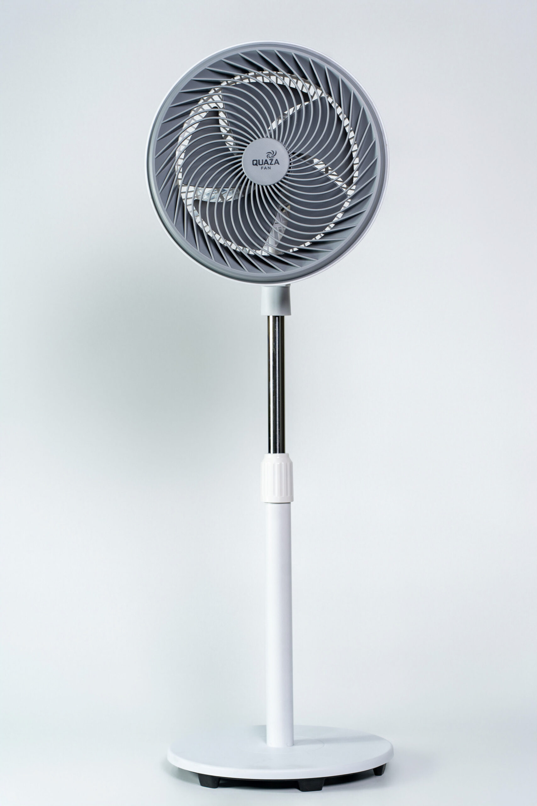 MAX04674 Quạt đứng QUAZA YH-12S5-W Trắng - Ảnh 1