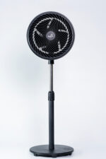 Quạt đứng QUAZA YH-12S5-W Đen
